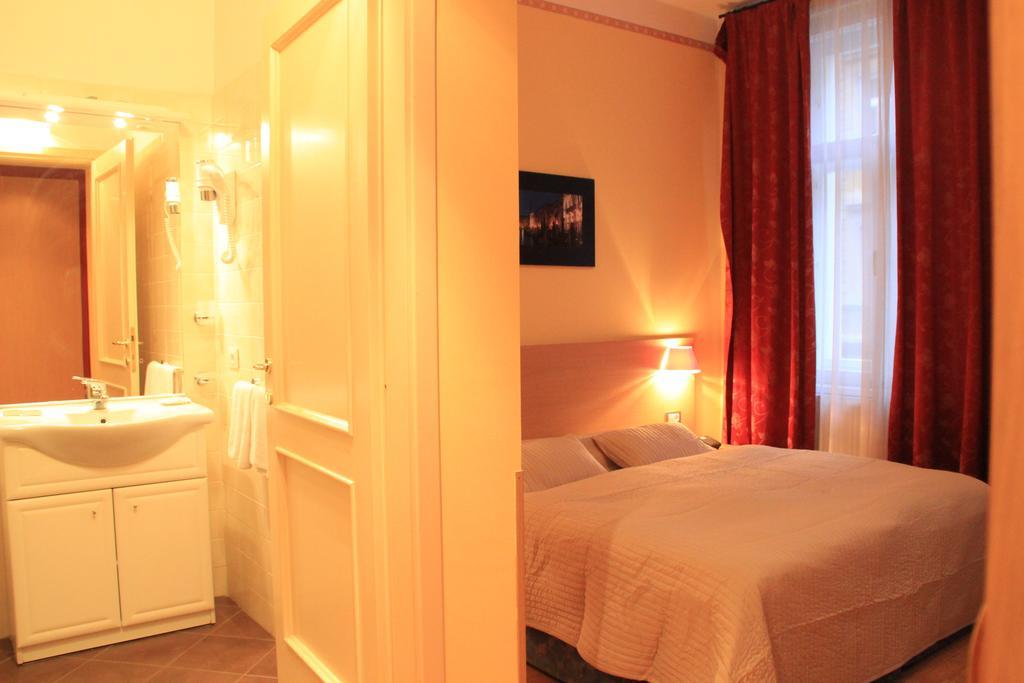 Lounge Crown Praga