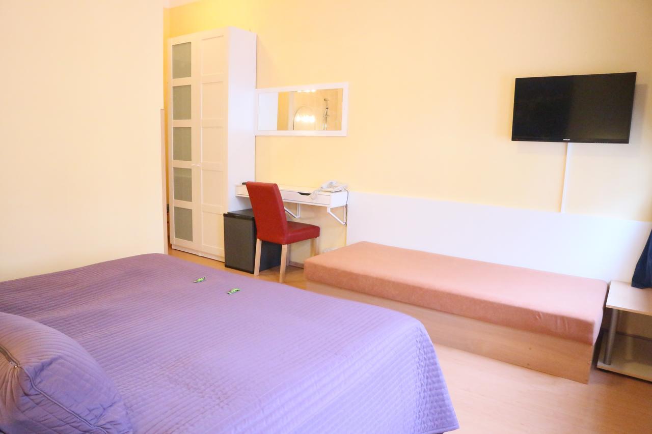 Lounge Crown 3* Praga